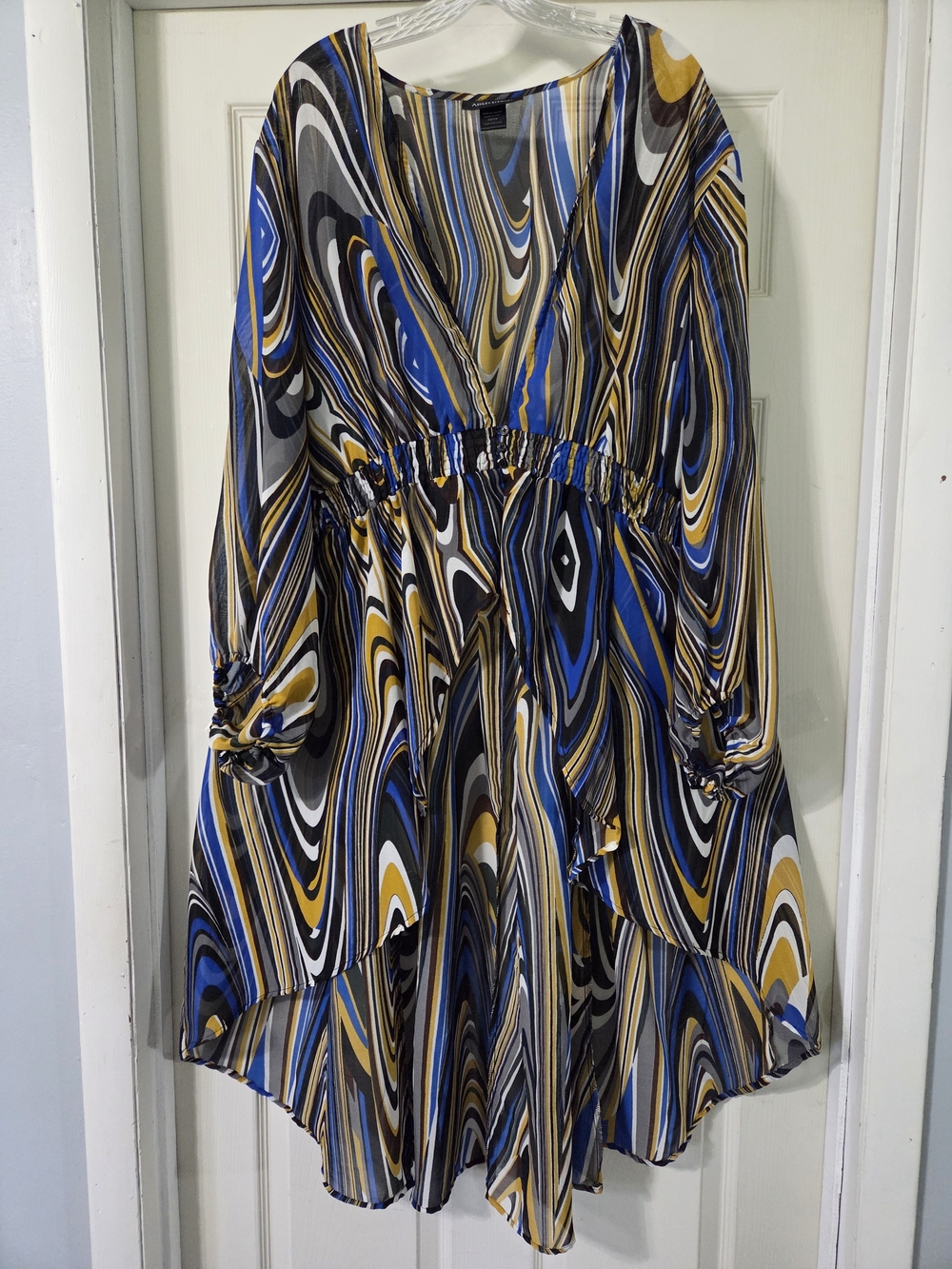 Ashley Stewart Multicolor Swirl V-Neck Tunic